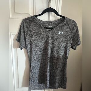 Under Armour Shirt Black & White Medium